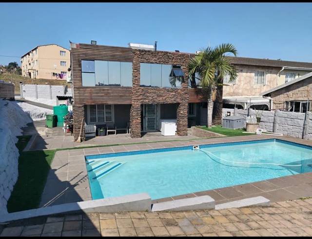 3 BEDROOM HOUSE FOR SALE IN CLAYFIELD